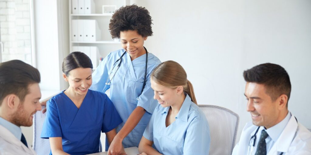 communication betwwen healthcare staff in new york