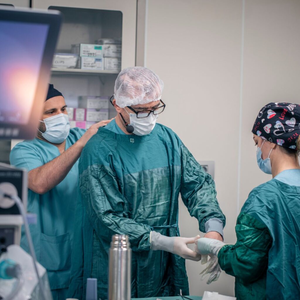 surgery center staffing